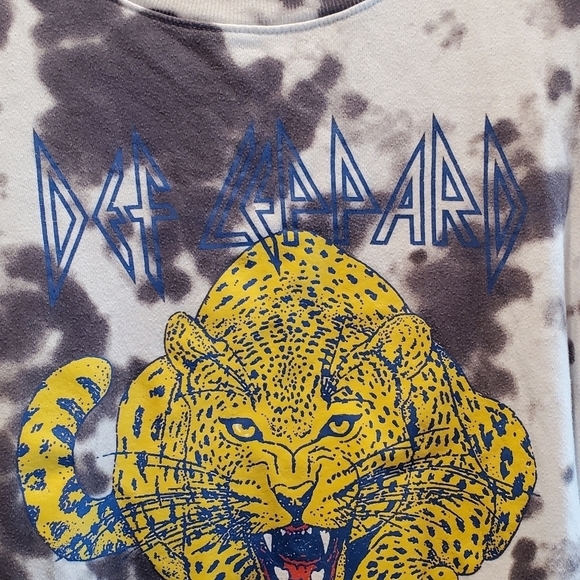 Def Leppard tie dye vintage 80s inspired  sweatshirt.  Long sleeve.  Sz xs - Picture 2 of 5